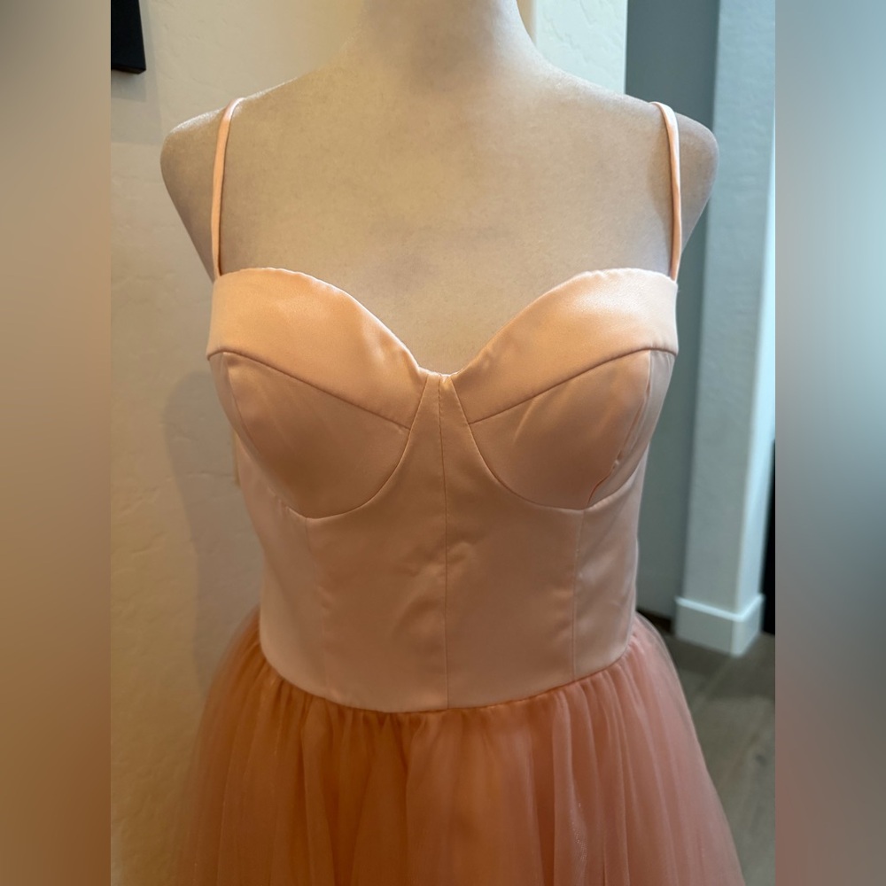 HELLYMOON | ✨NWOT✨ A Line Midi Blush Pink Tulle Gown with Sweetheart Bodice - Picture 3 of 7